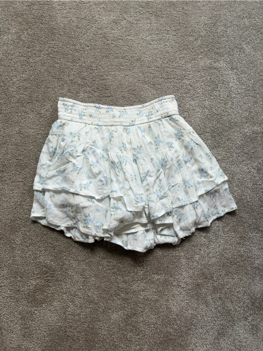 Hollister White Floral Tiered Skirt